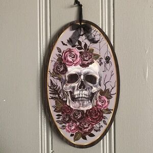 NWT- Oval Halloween Floral Skull Hanging Vignette Decoration Sign 🕸️🕷️🥀